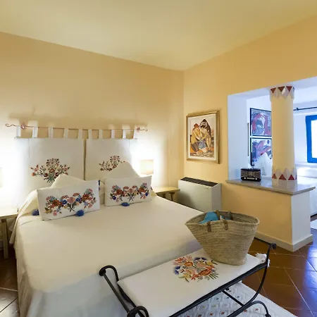 Hotel Su Gologone Experience 4*