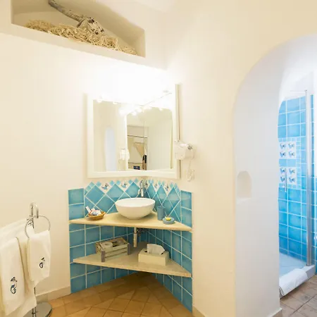 Su Gologone Experience 4* أوليينا