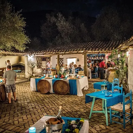 فندق Su Gologone Experience