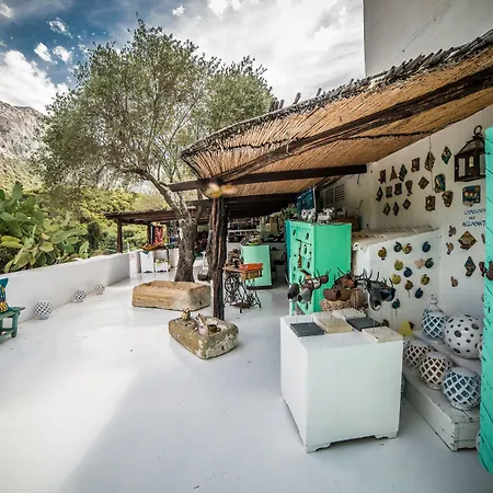 Su Gologone Experience 4* Oliena